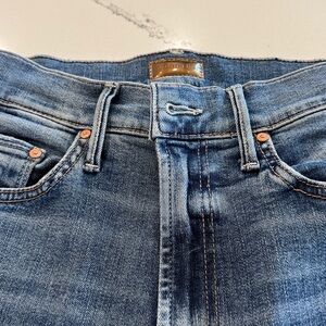 Mother The Insider High Waist Crop Step Chew Hem Jeans